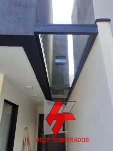 Claraboia em vidro laminado 8mm incolor Help Temperados Vidraçaria em São Gonçalo RJ